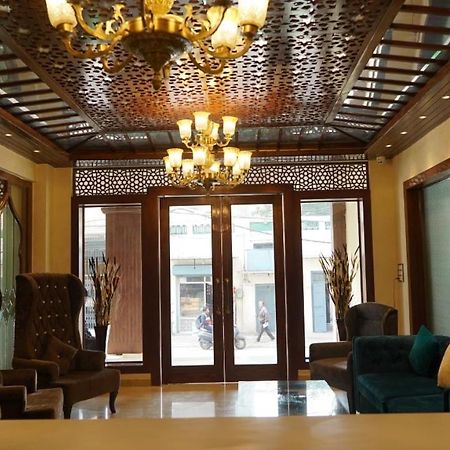 Hotel Sukh Mehal Jalandhar Esterno foto